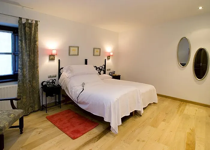 Y Rurales L'anceo Hotel